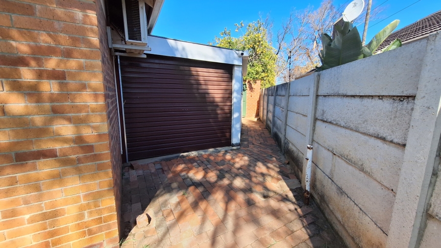 To Let 6 Bedroom Property for Rent in Bedelia Free State